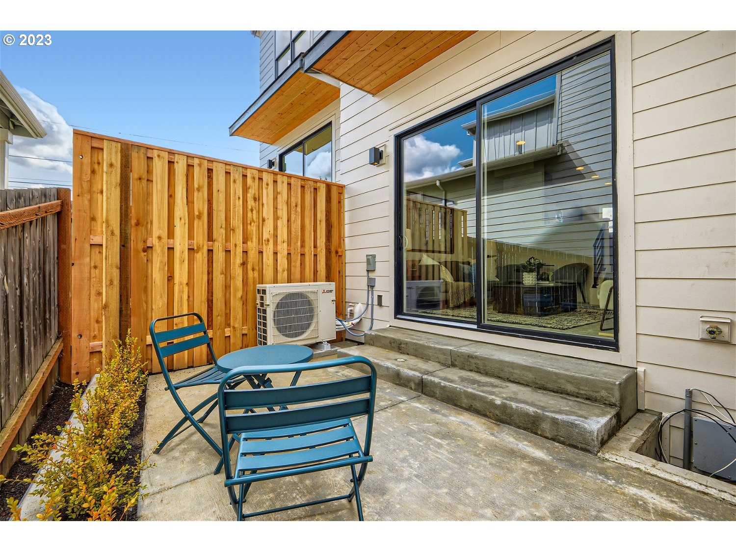 7312 NE 11th AVE D
