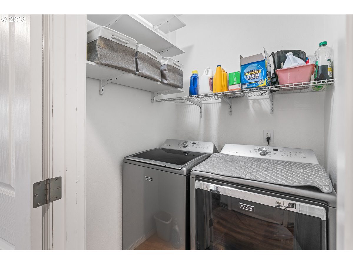 403 SE MOUNTAIN VIEW RD