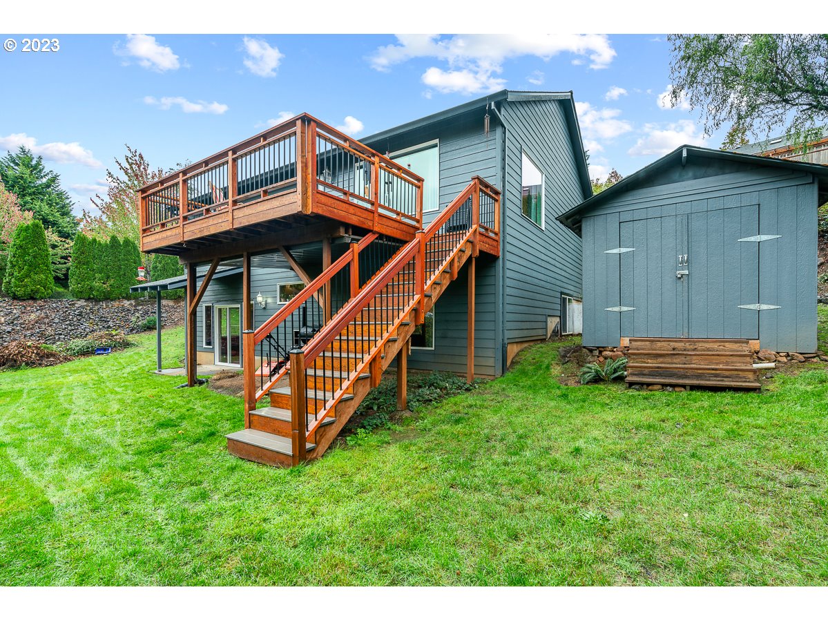 403 SE MOUNTAIN VIEW RD