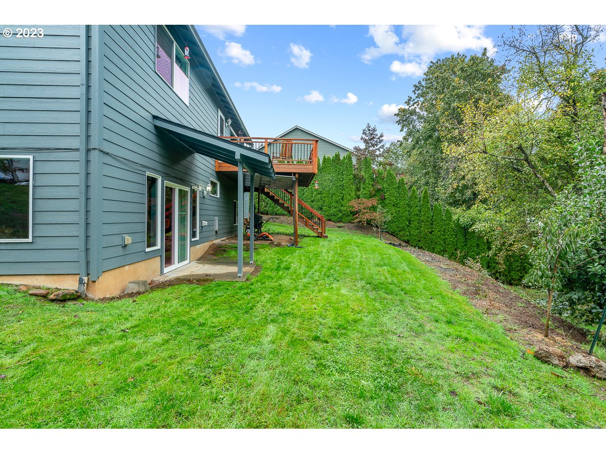 403 SE MOUNTAIN VIEW RD