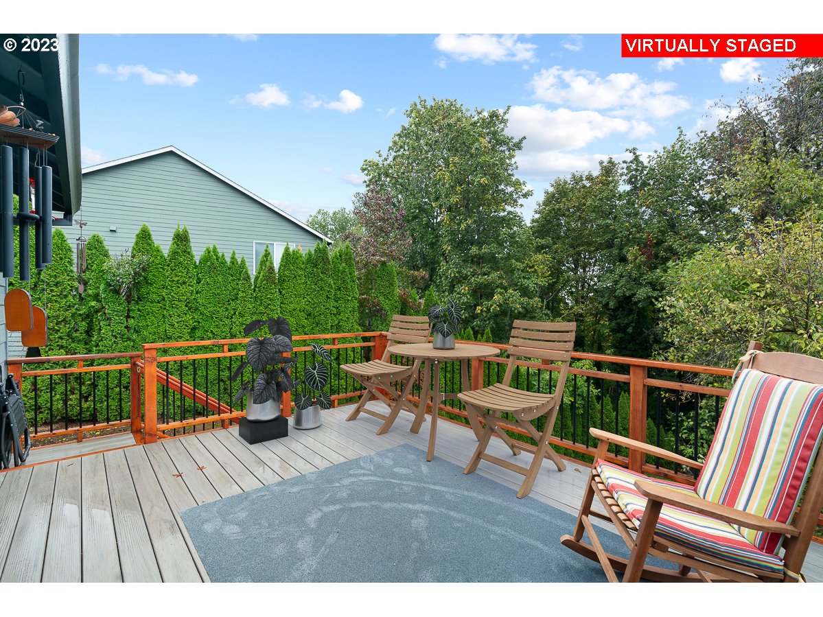 403 SE MOUNTAIN VIEW RD