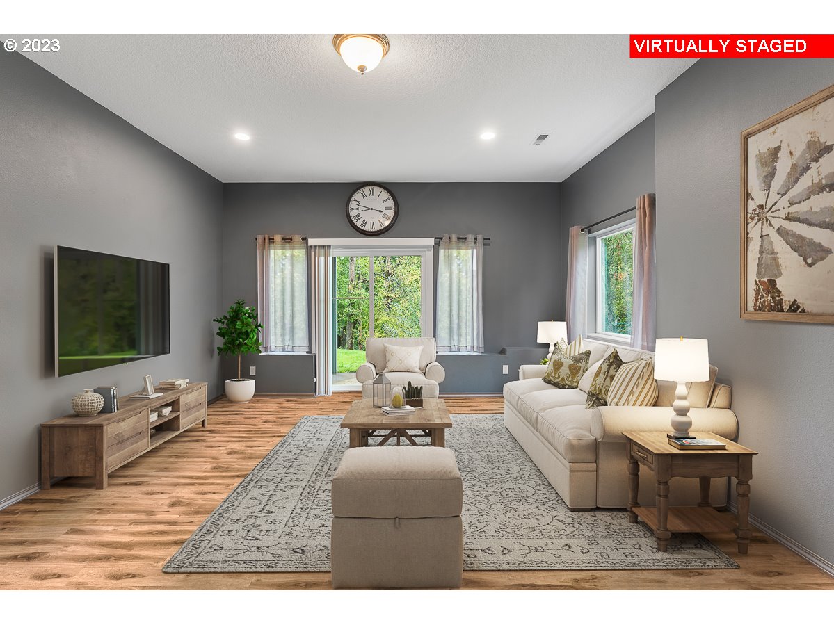 403 SE MOUNTAIN VIEW RD