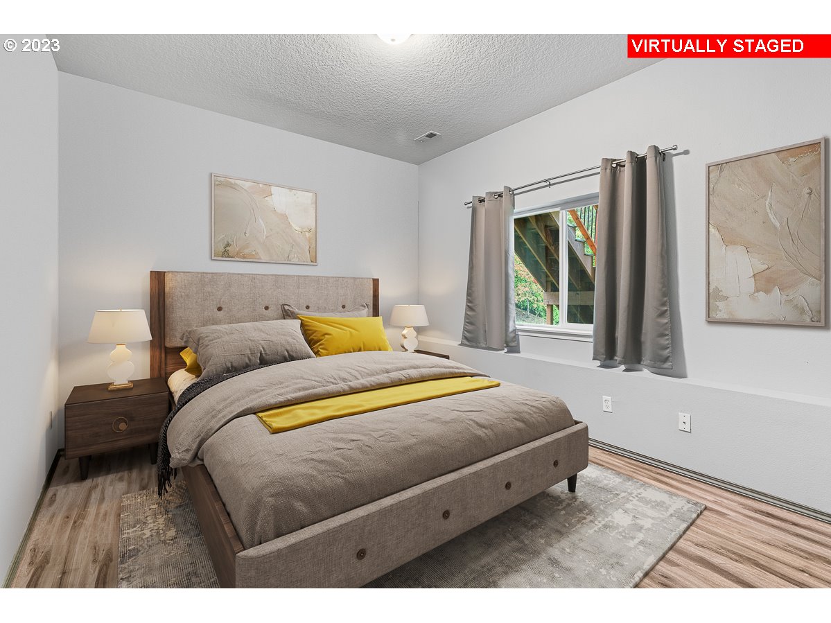 403 SE MOUNTAIN VIEW RD