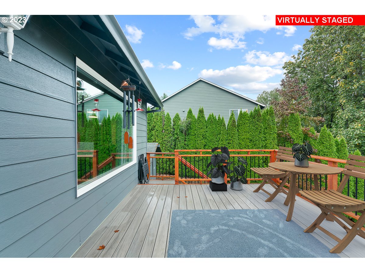 403 SE MOUNTAIN VIEW RD