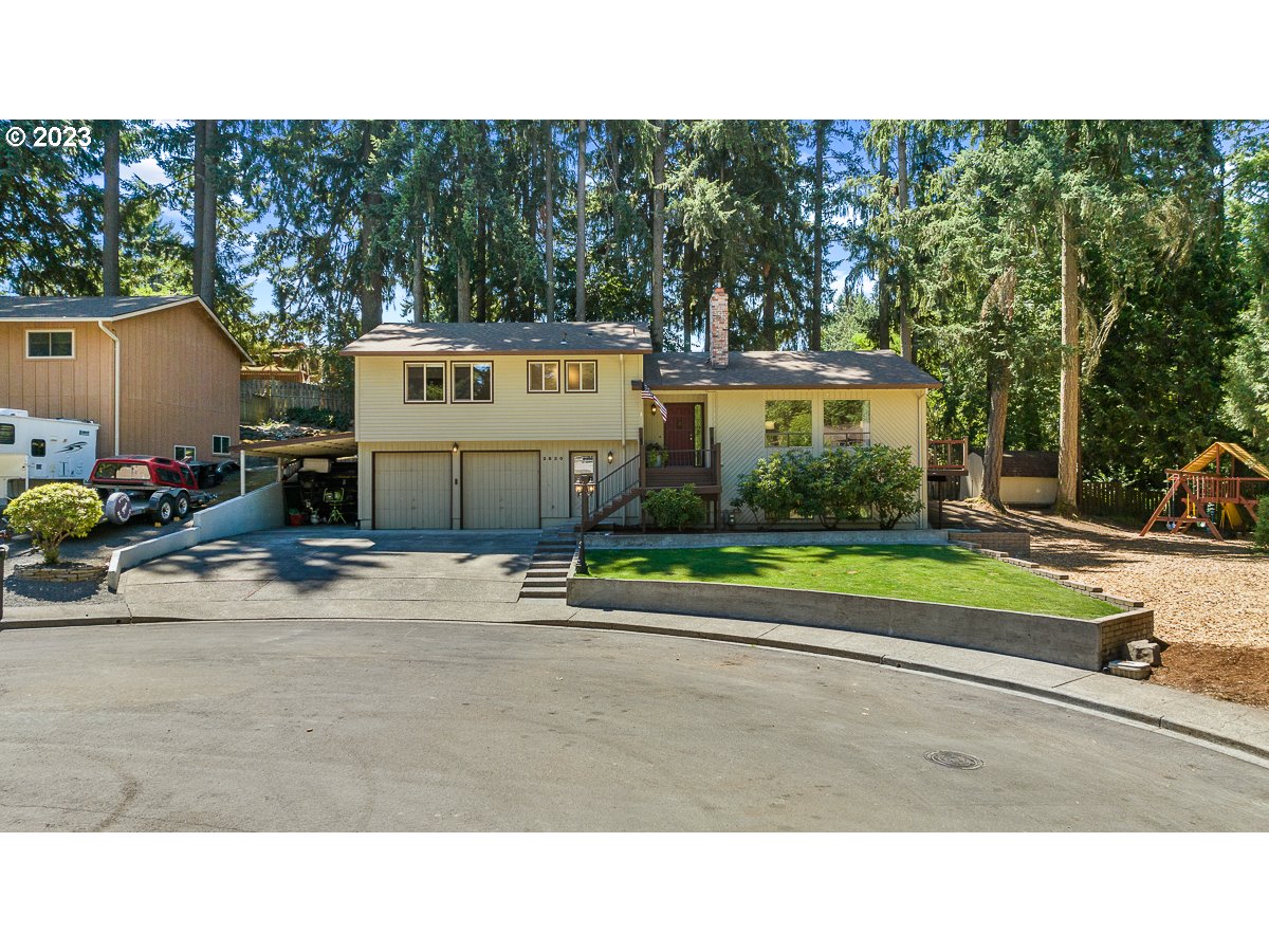 2820 SE BRIAN ST