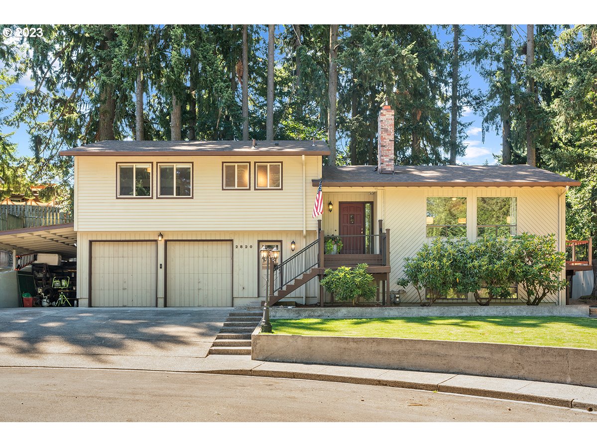 2820 SE BRIAN ST