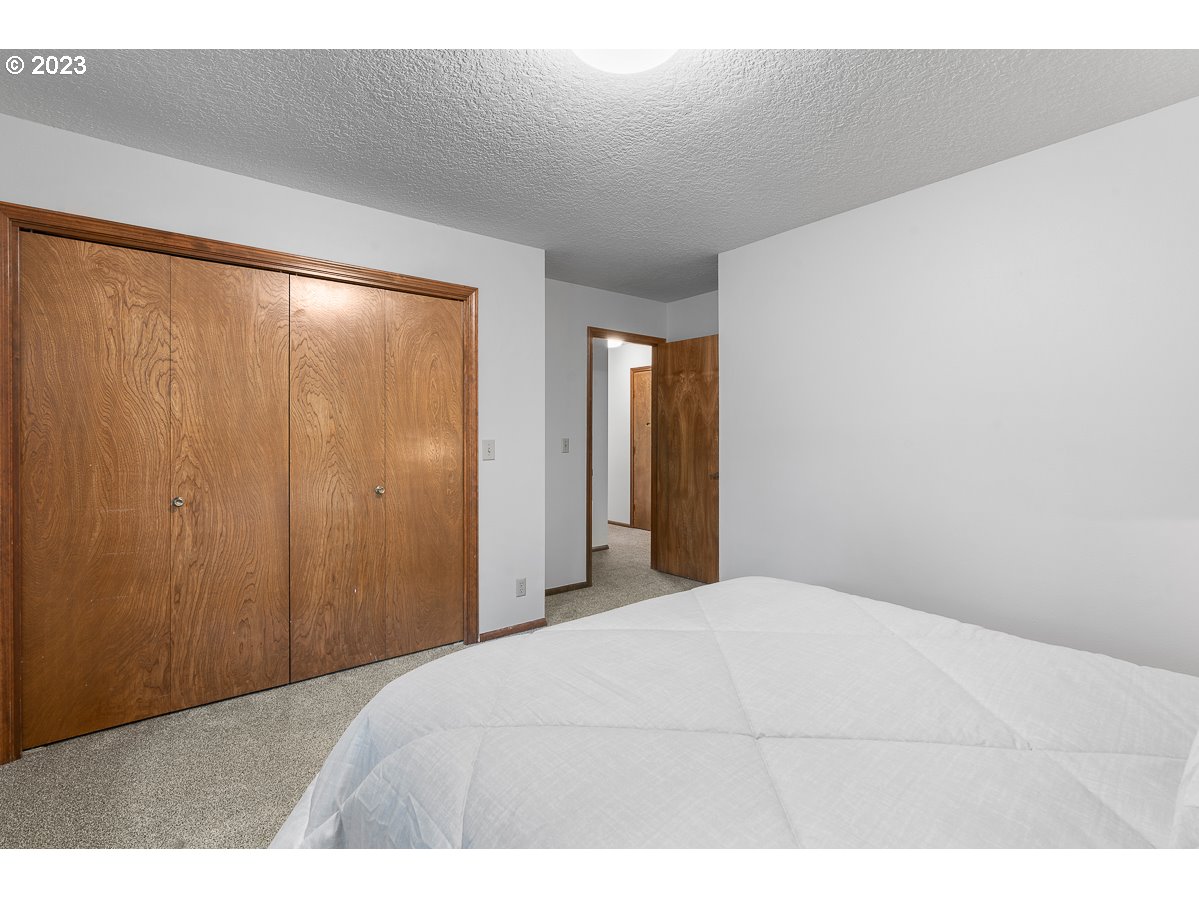 2820 SE BRIAN ST