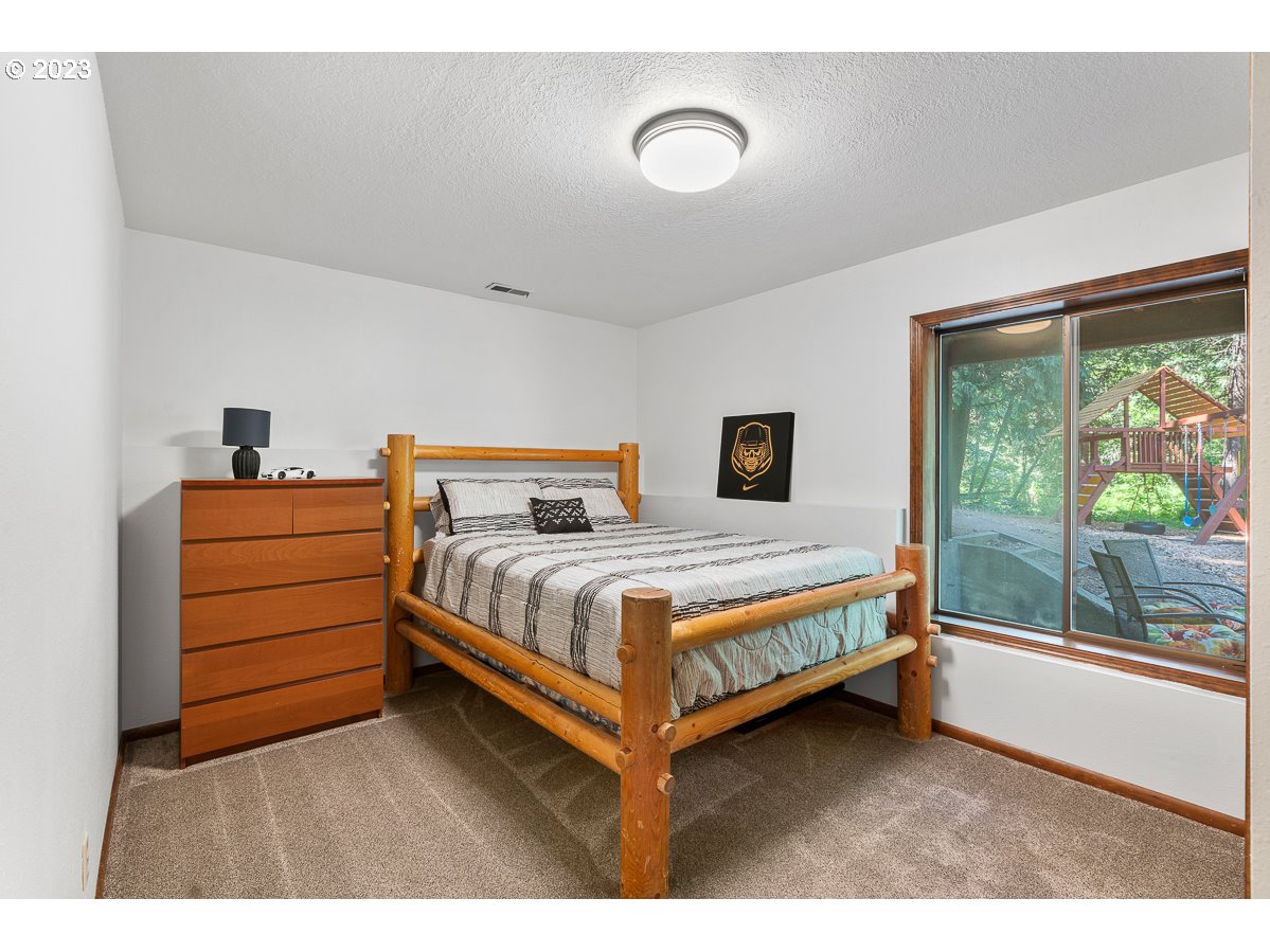 2820 SE BRIAN ST