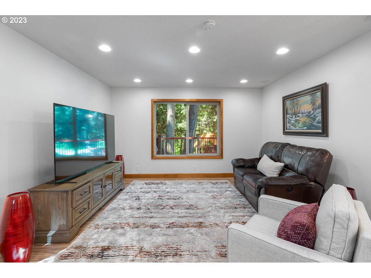 2820 SE BRIAN ST