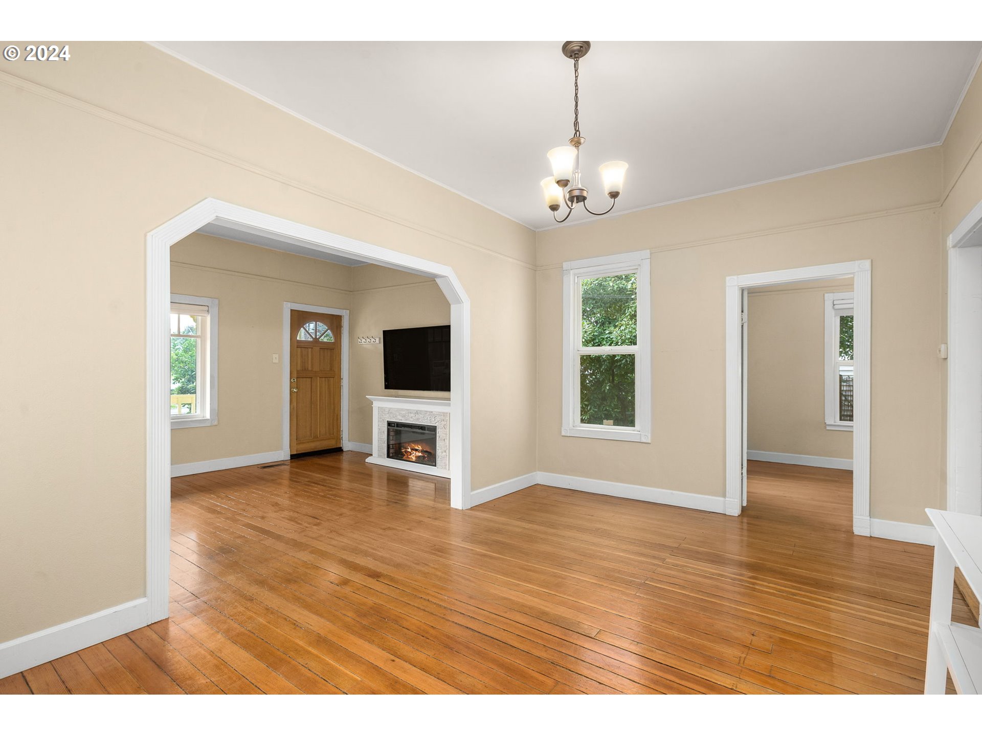 903 NE ROSA PARKS WAY