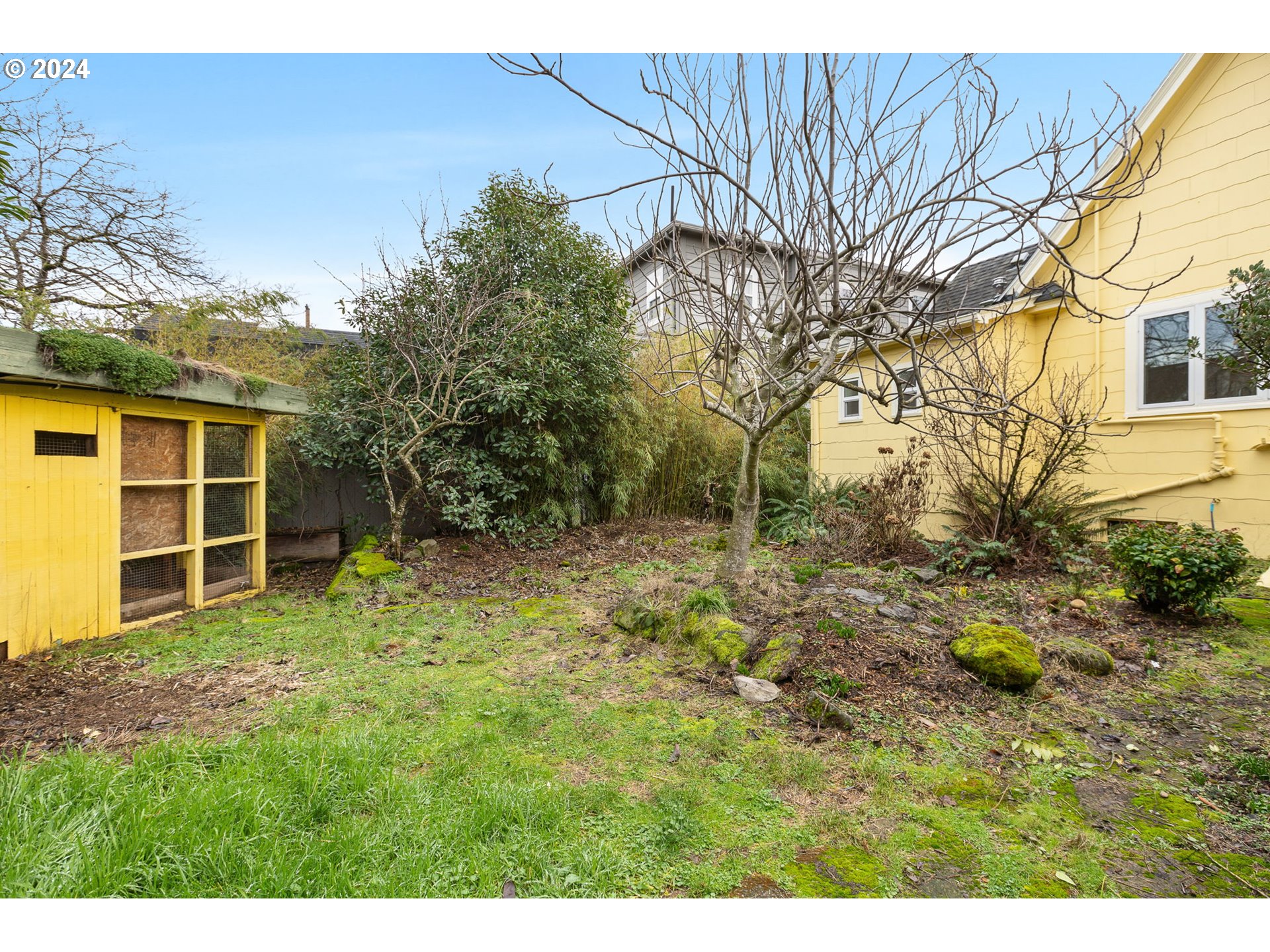 903 NE ROSA PARKS WAY