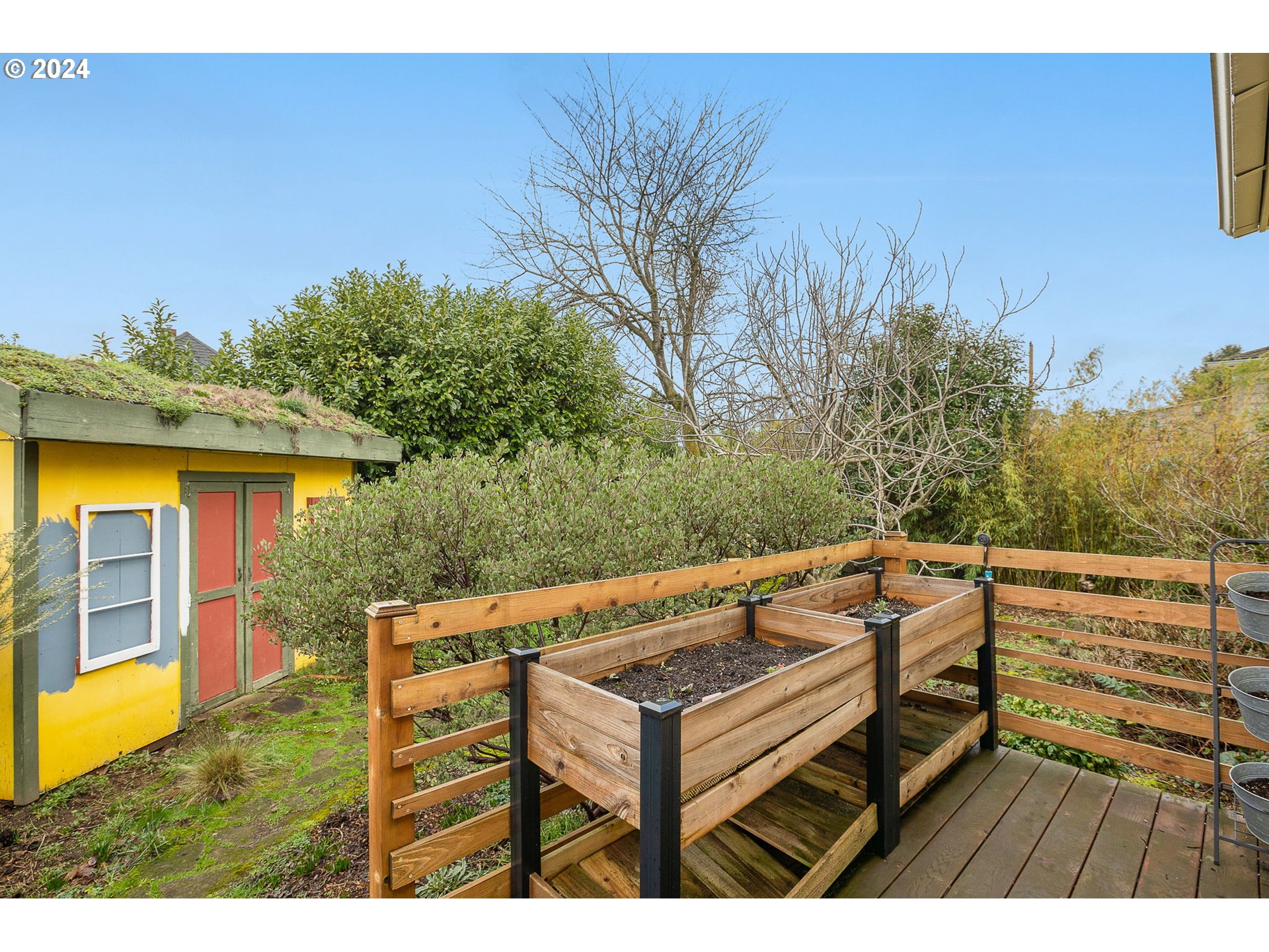 903 NE ROSA PARKS WAY