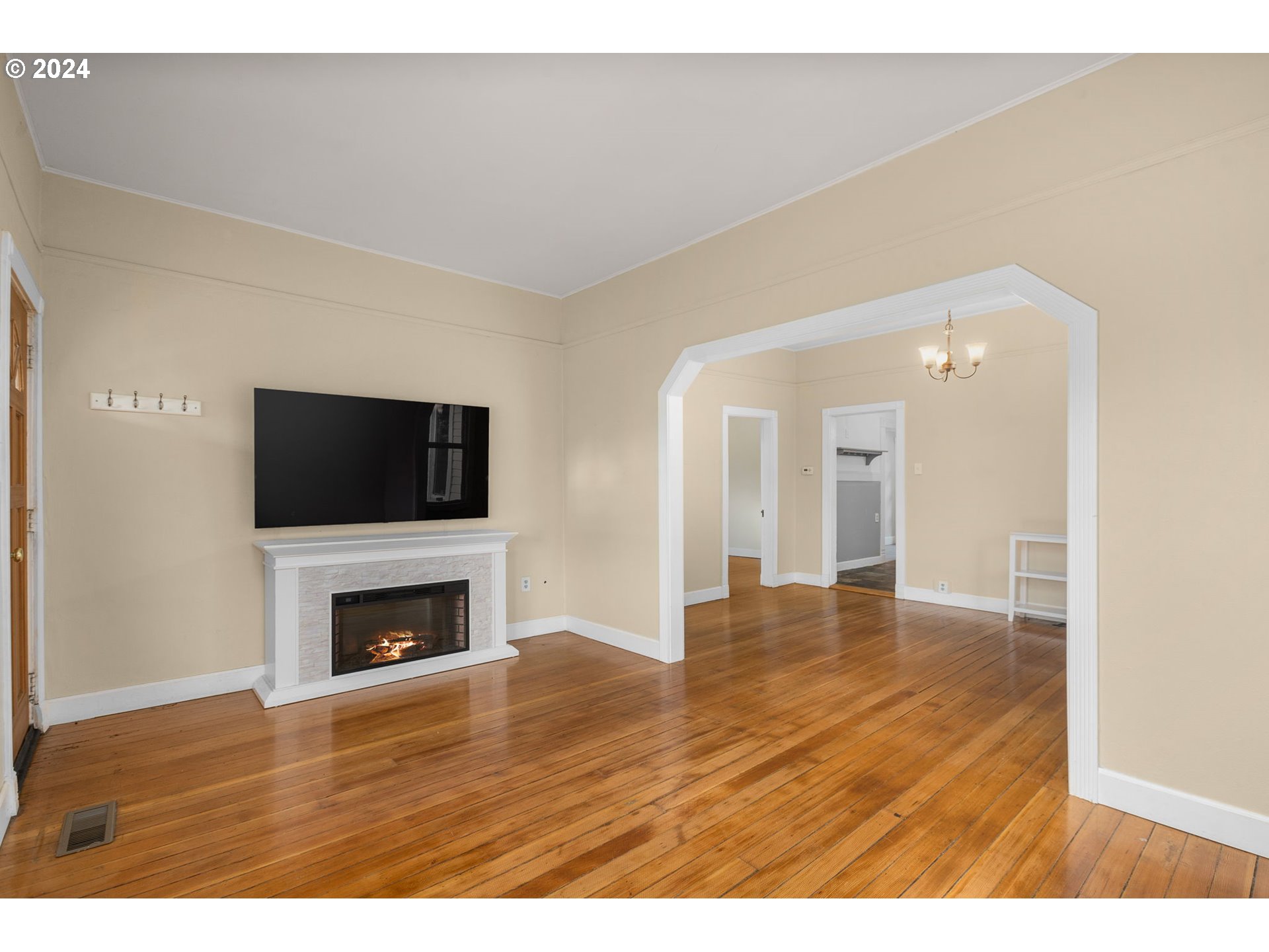 903 NE ROSA PARKS WAY