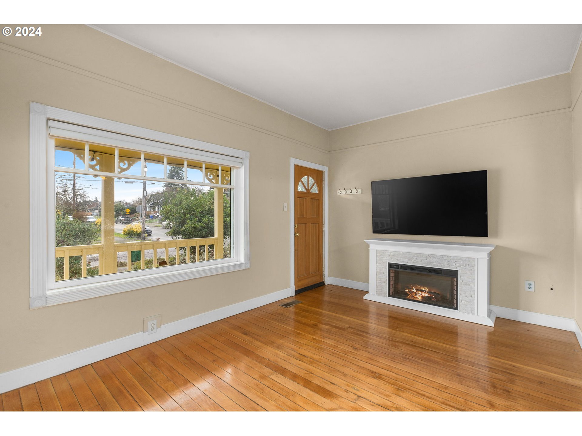 903 NE ROSA PARKS WAY