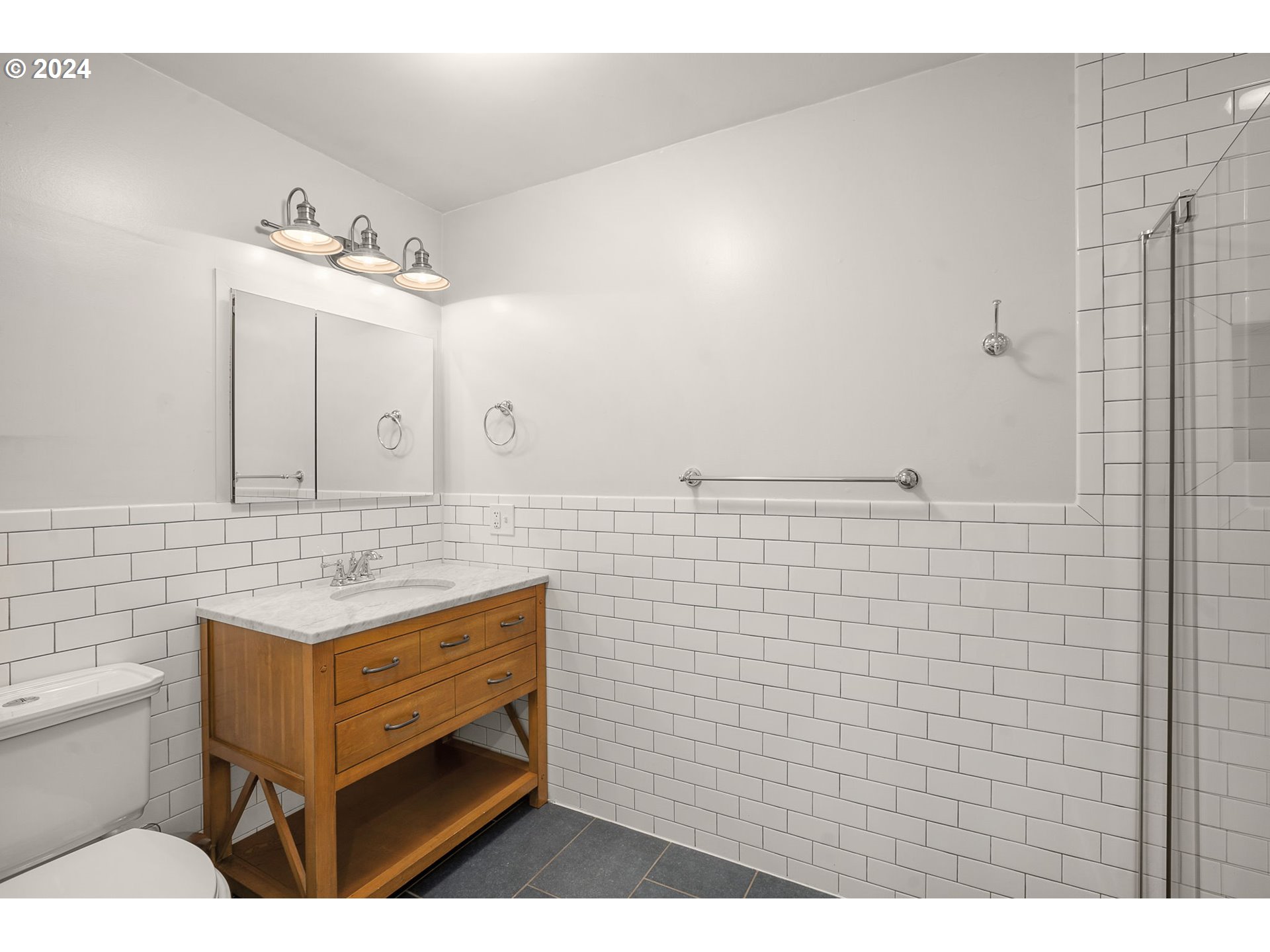 903 NE ROSA PARKS WAY