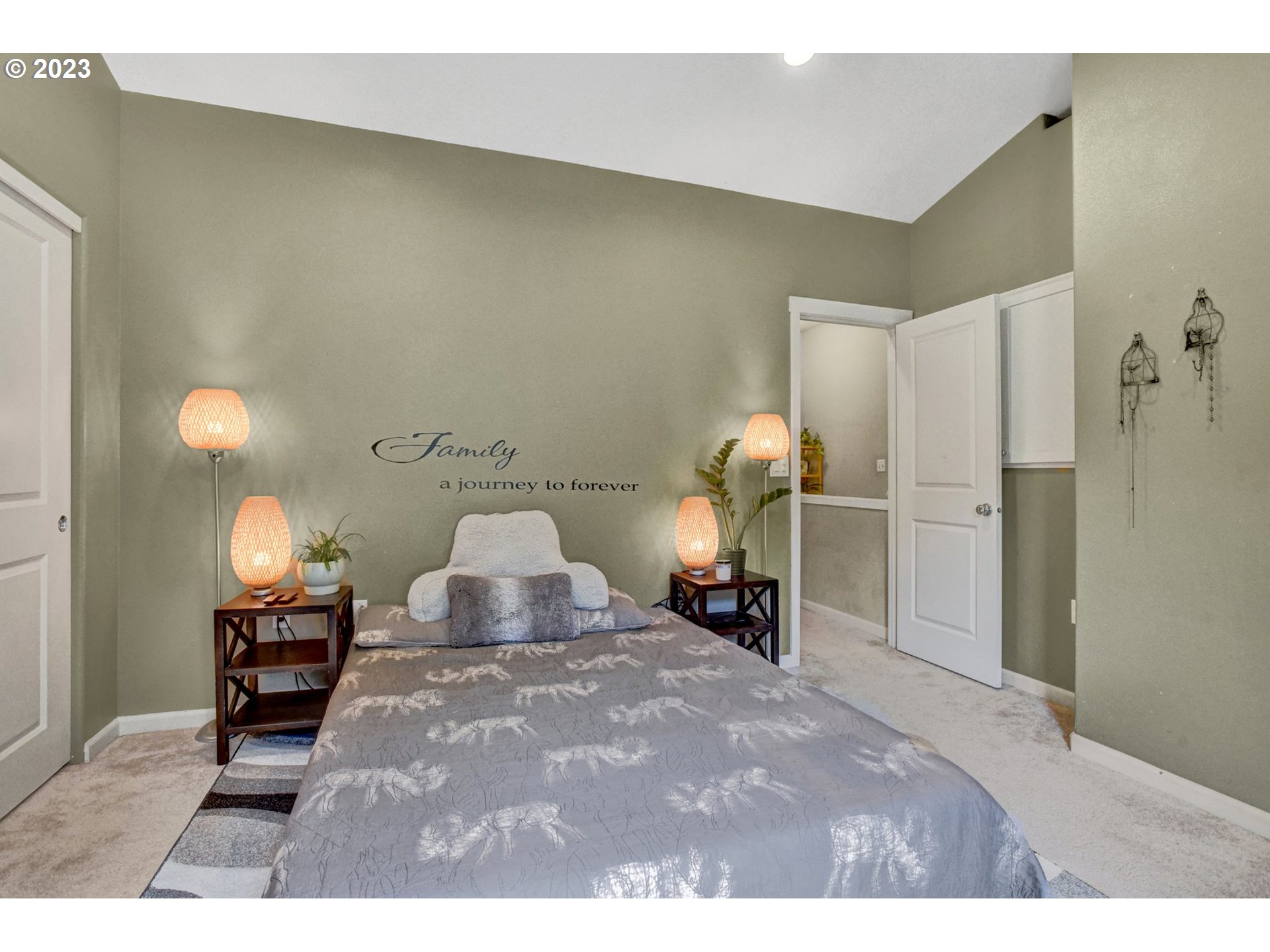 22806 SW FOREST CREEK DR 200