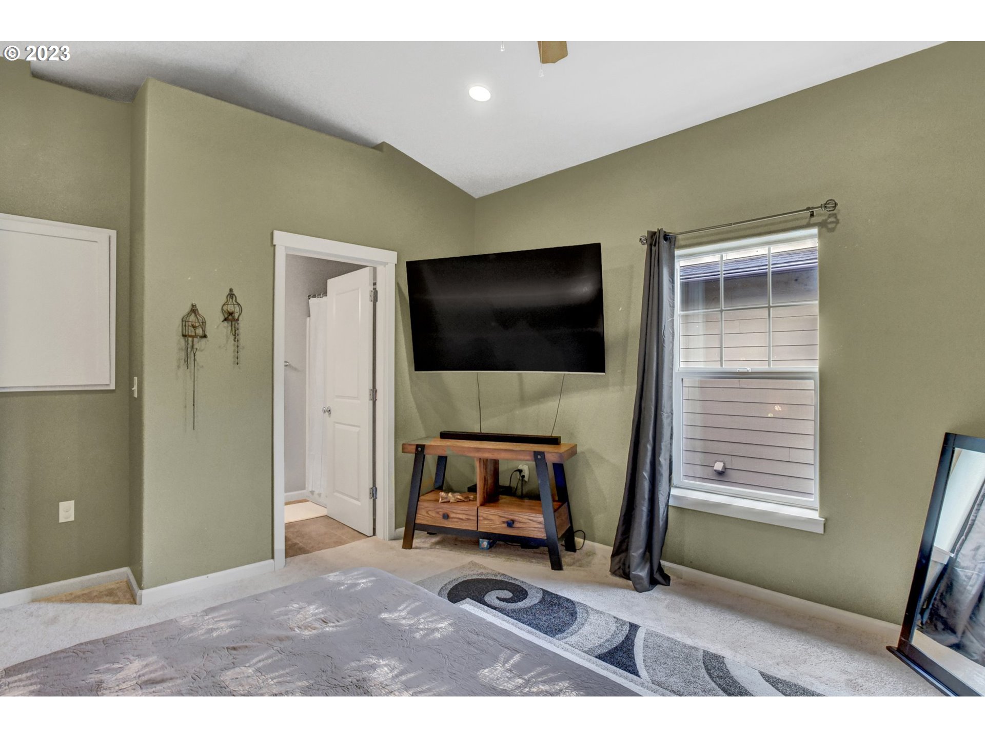 22806 SW FOREST CREEK DR 200