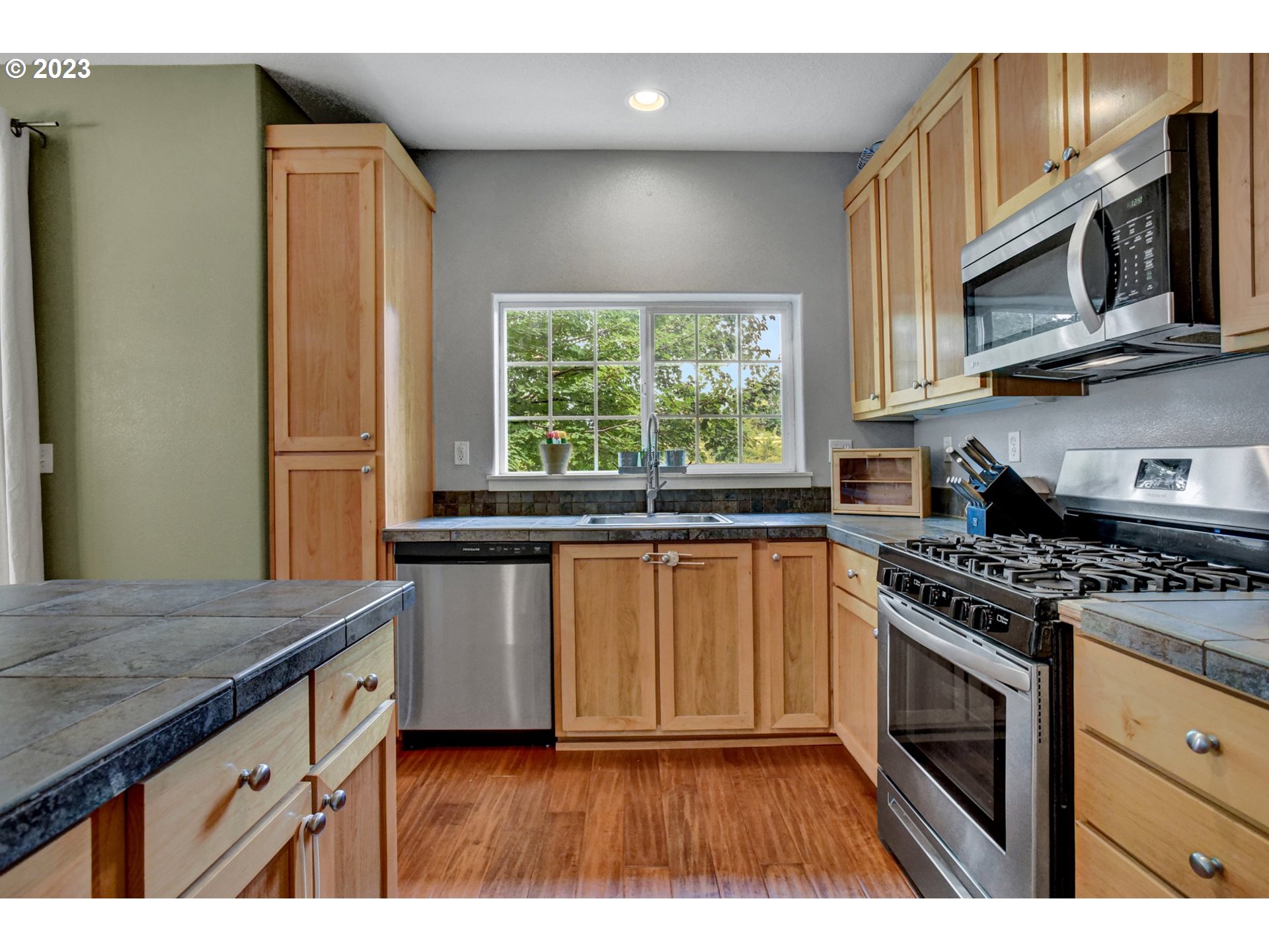 22806 SW FOREST CREEK DR 200