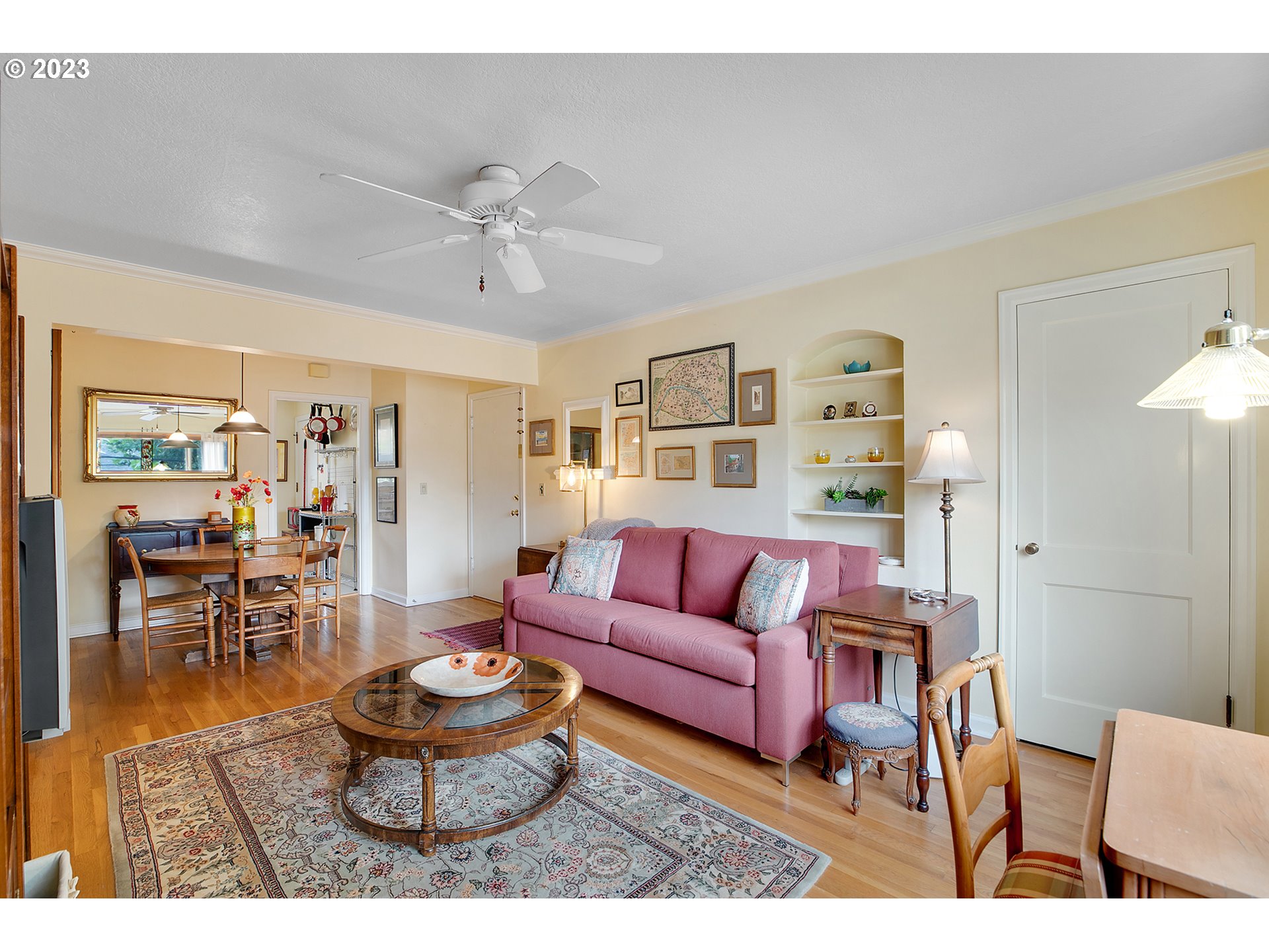 2031 NE CLACKAMAS ST Unit: 14