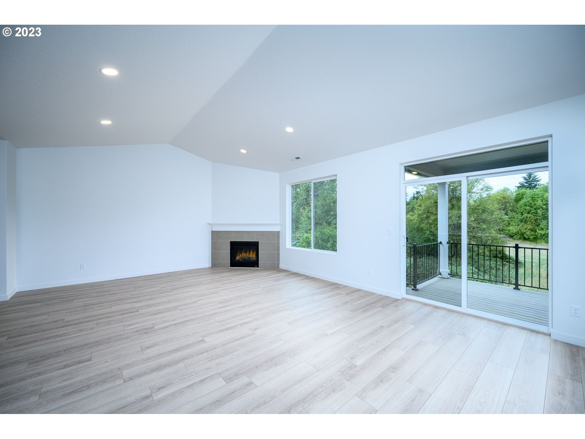 1729 S Quartz DR Unit: LT519