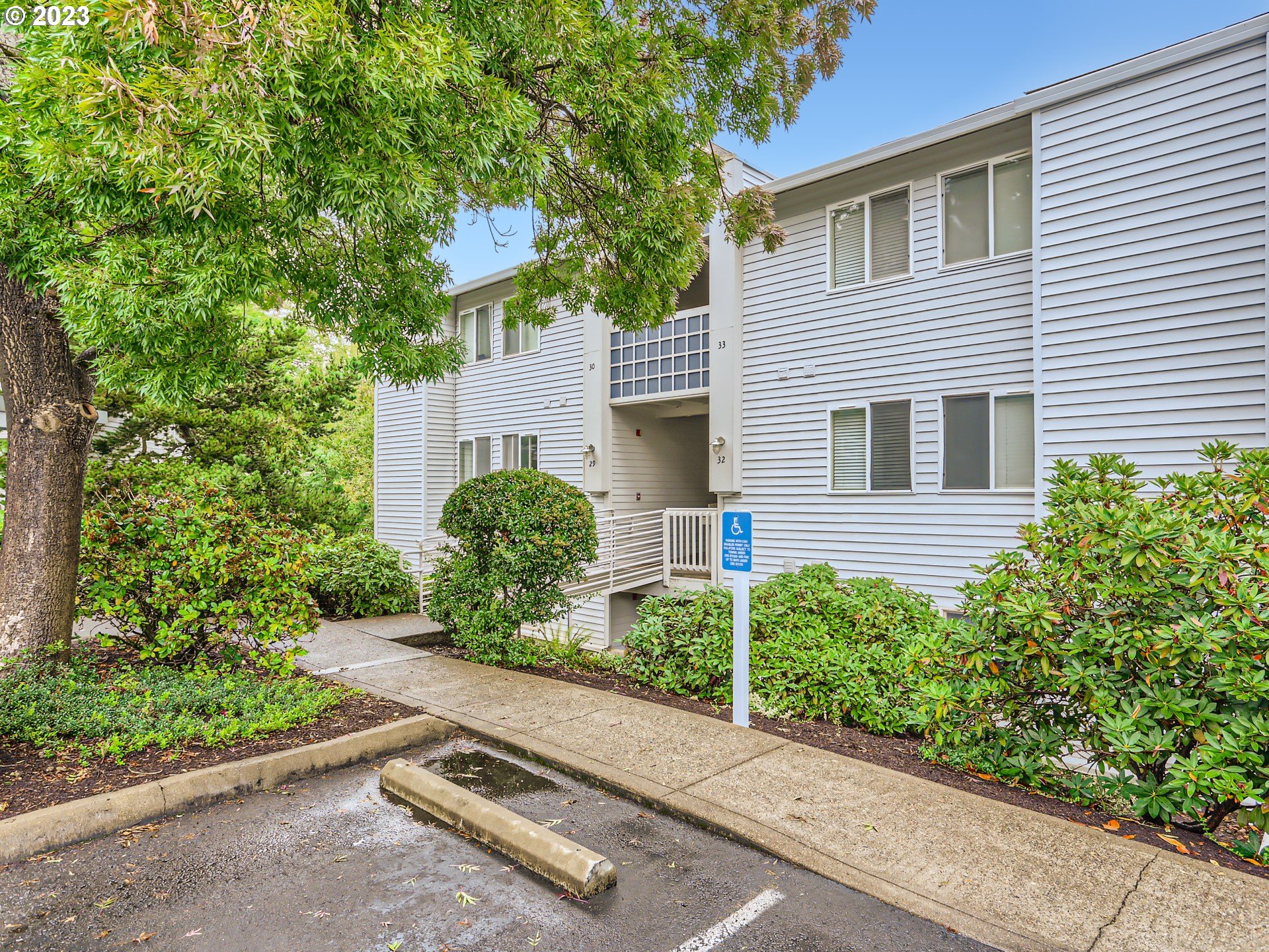 10660 SW DAVIES RD Unit: 30