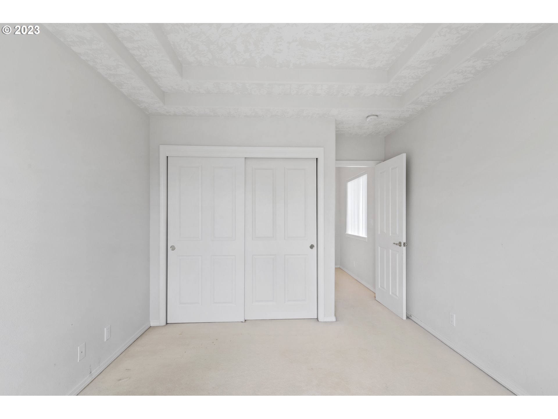 16423 SE MEADOWLAND CT