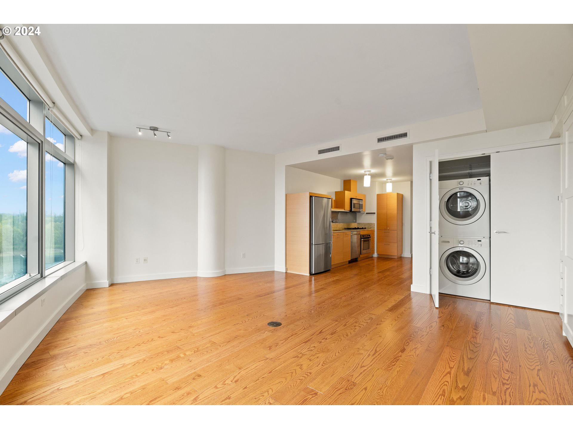 3601 S RIVER PKWY 907