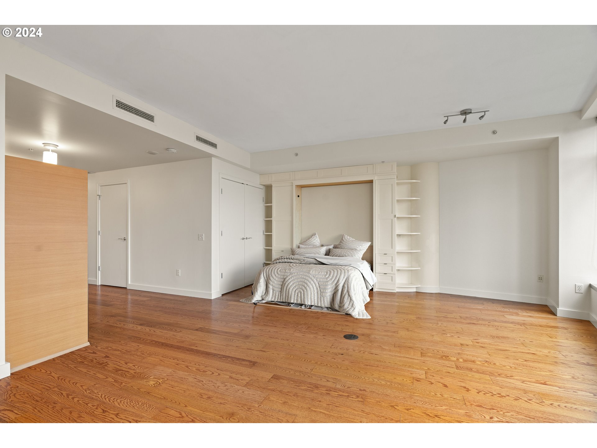 3601 S RIVER PKWY 907