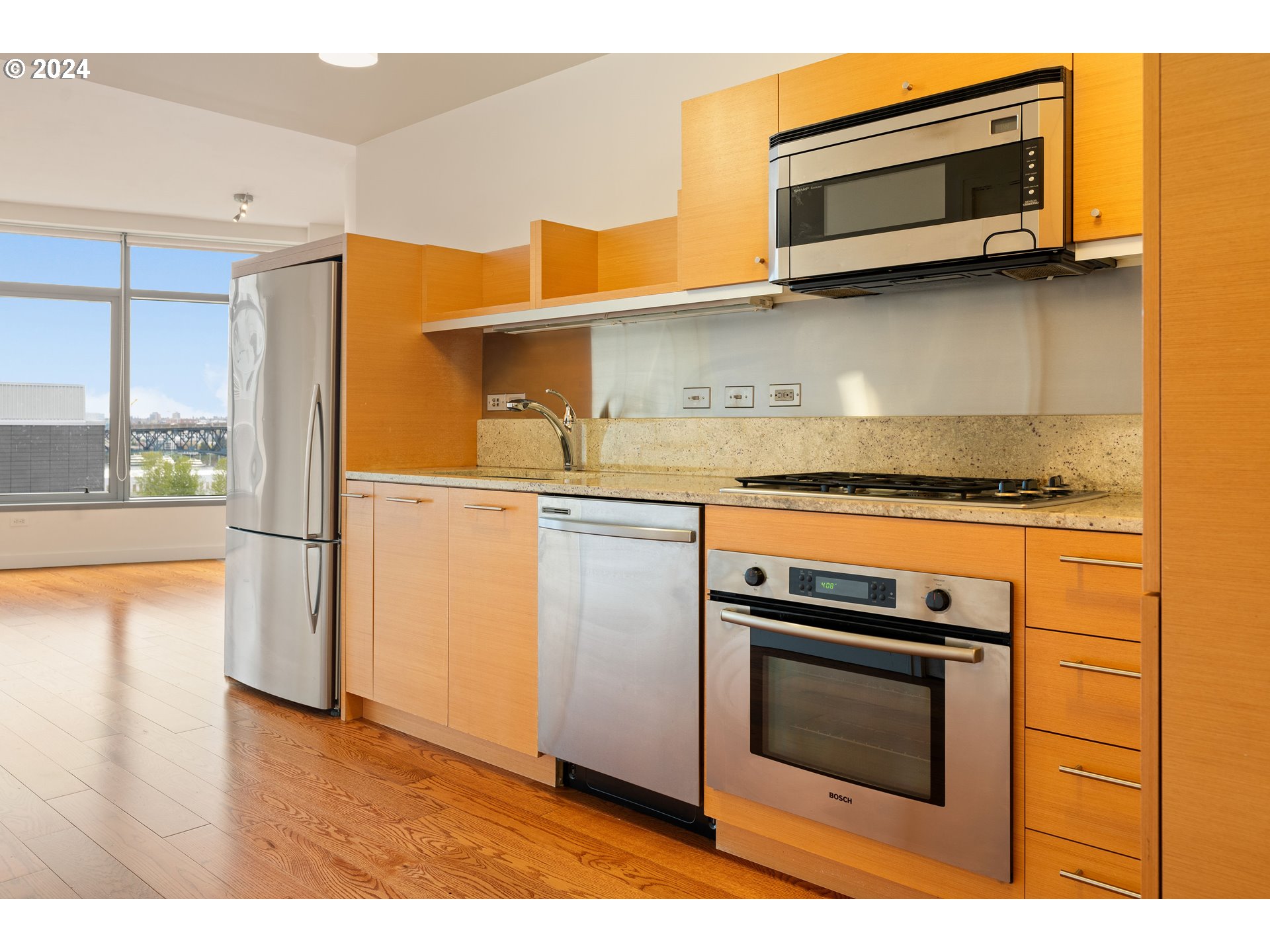 3601 S RIVER PKWY 907