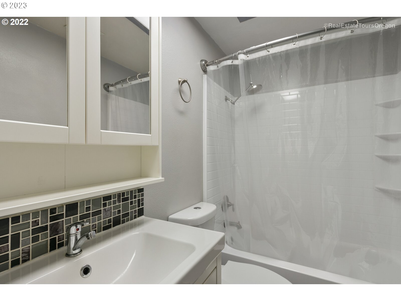 16850 SW GLENEAGLE DR 14B