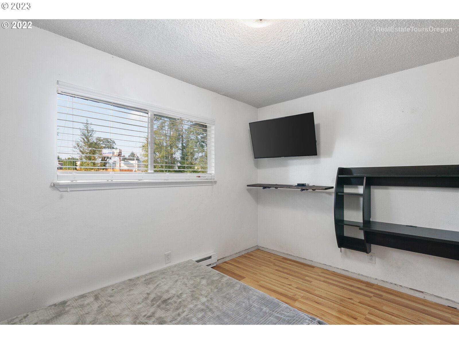 16850 SW GLENEAGLE DR 14B