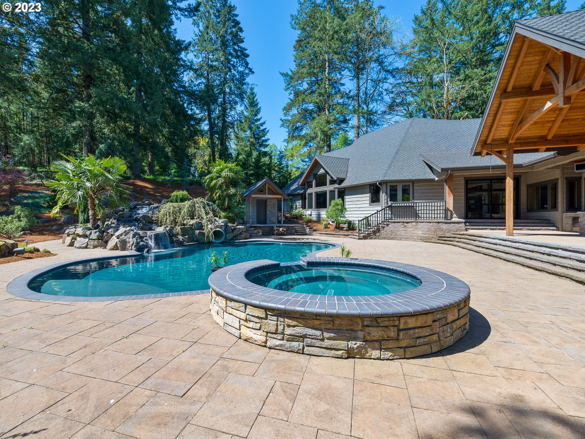 5050 SW HOMESTEADER RD