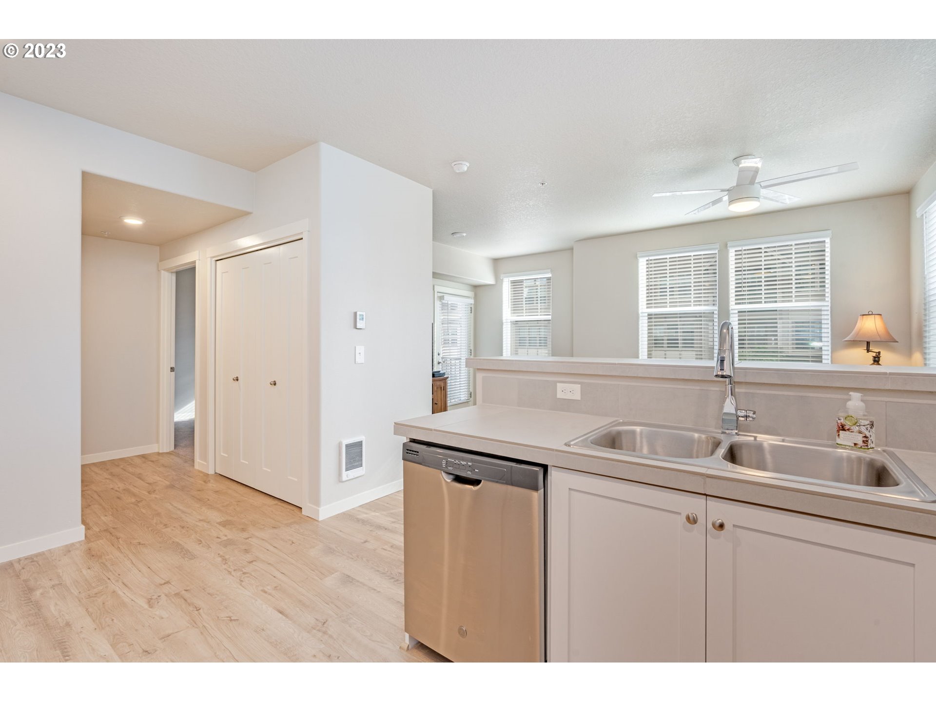 17149 SW SNOWDALE ST Unit: 101