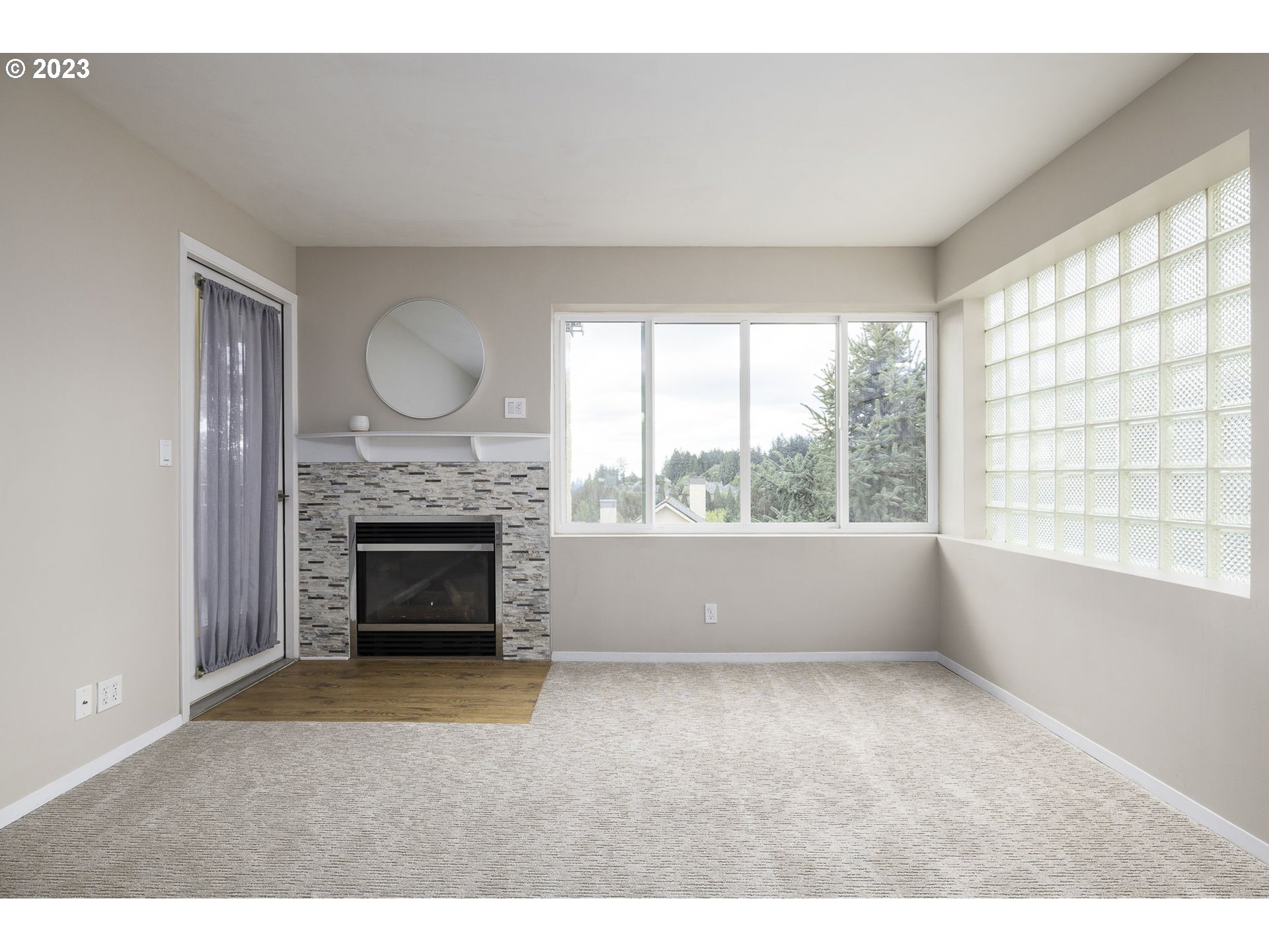 6645 W BURNSIDE RD 543