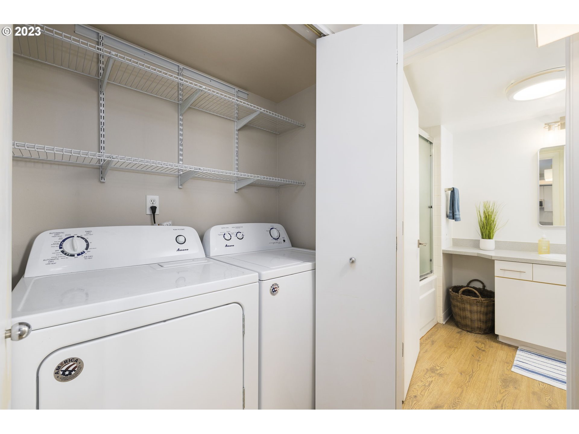 6645 W BURNSIDE RD 543