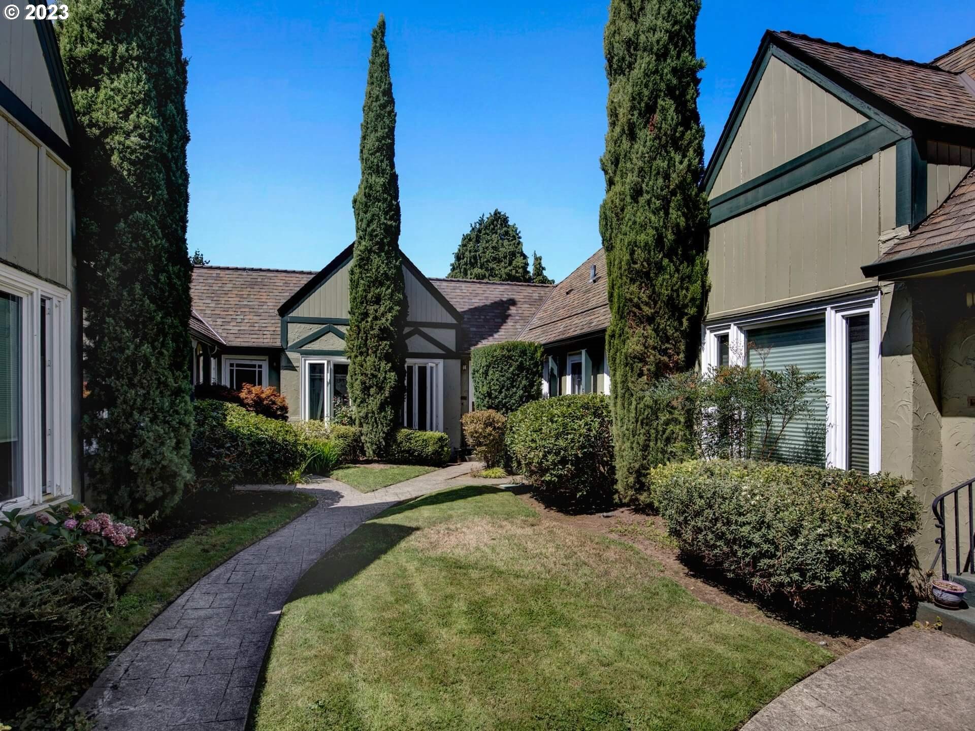 1411 SE 30TH AVE Unit: 8