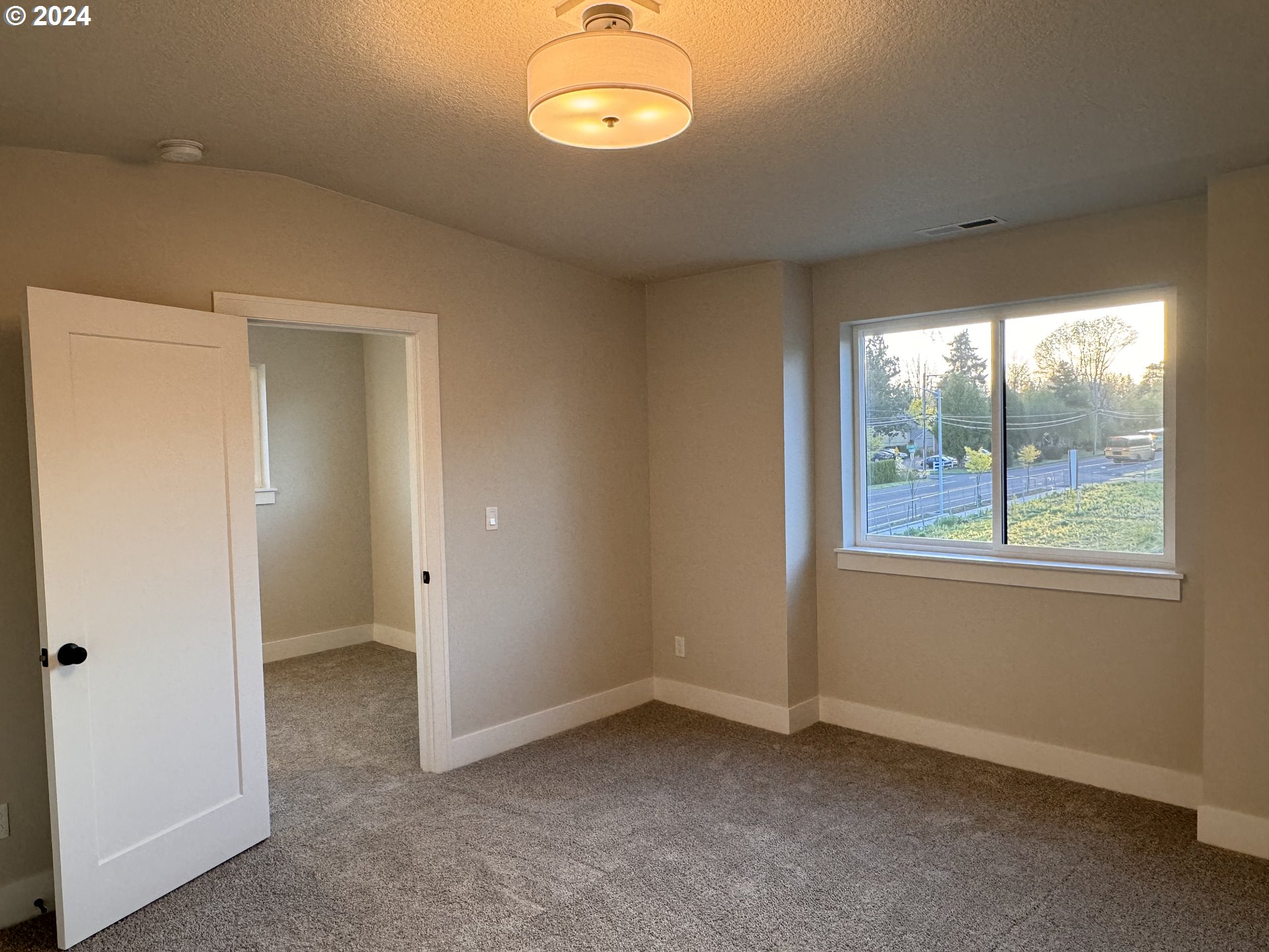 14001 SE Maybrook LN L11