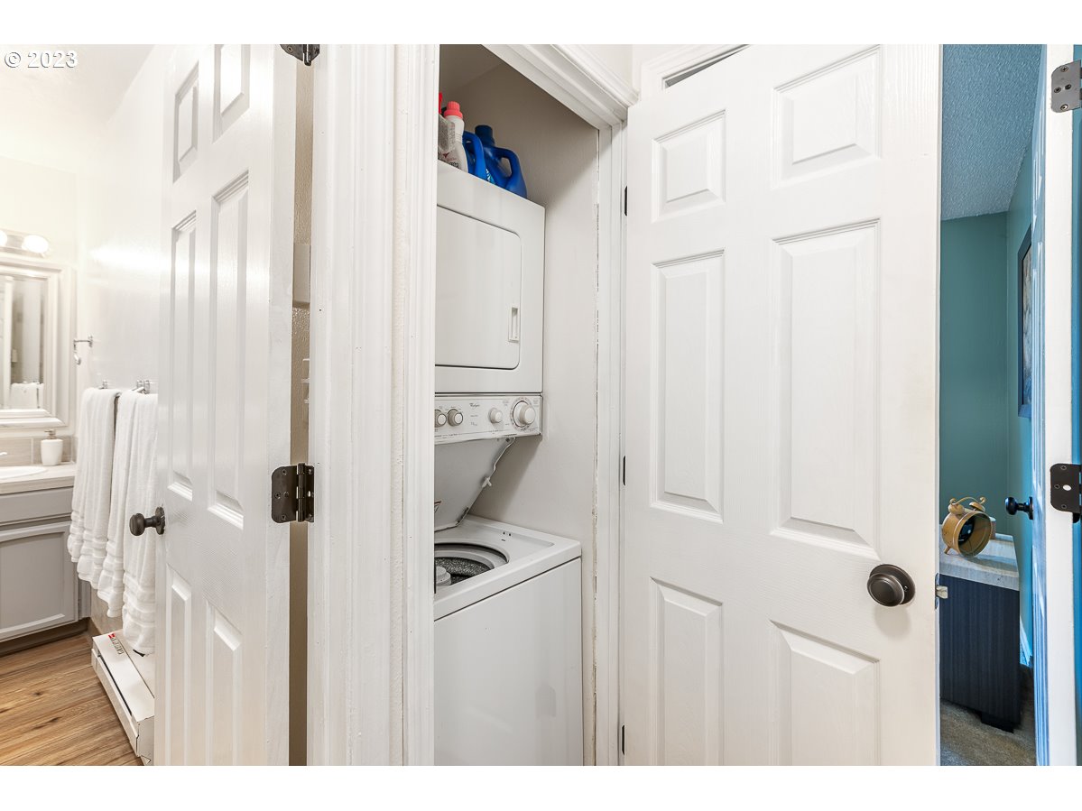 5005 SW MITCHELL ST Unit: 7