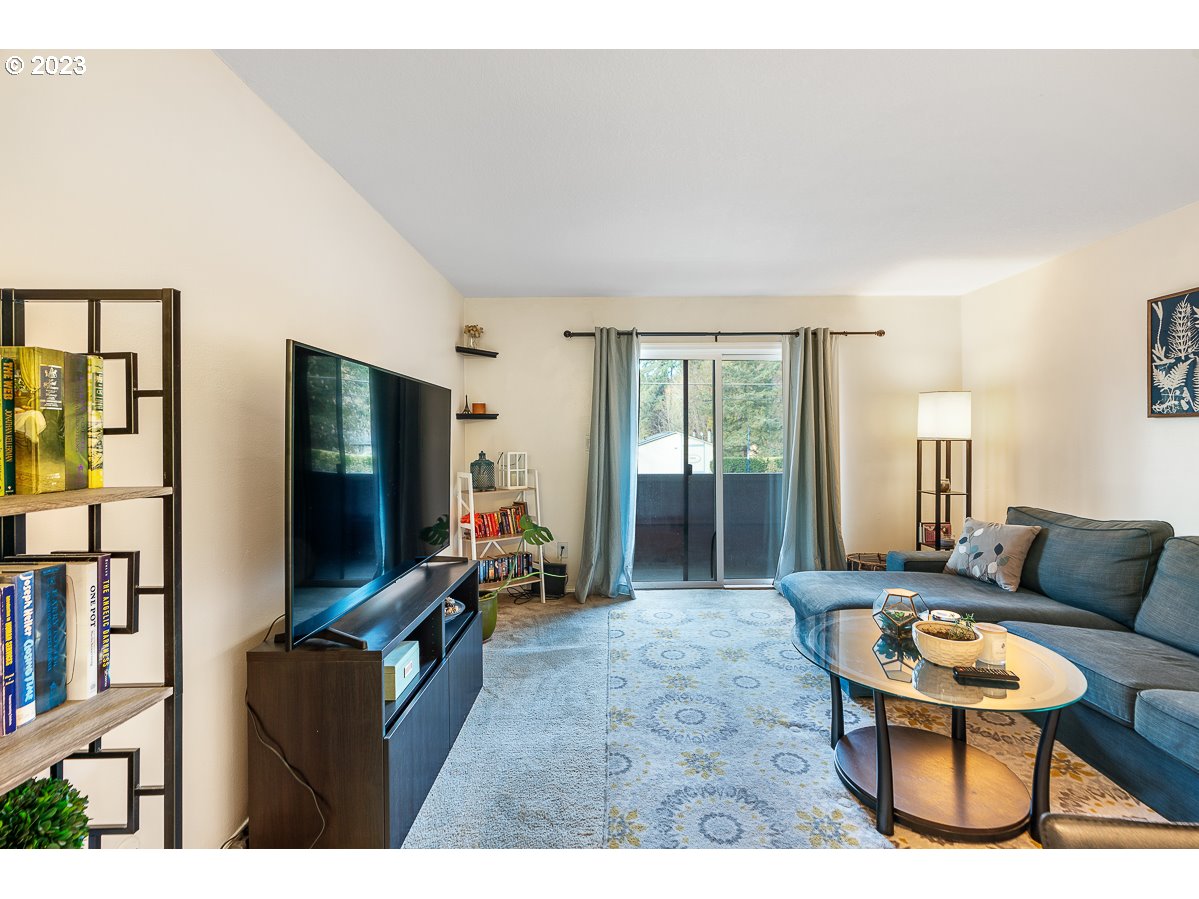 5005 SW MITCHELL ST Unit: 7