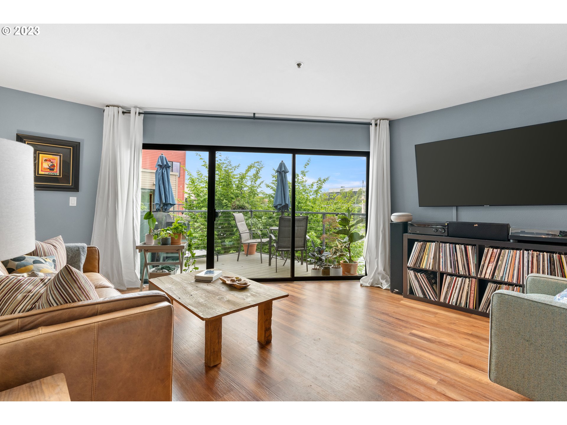 620 NW NAITO PKWY B11