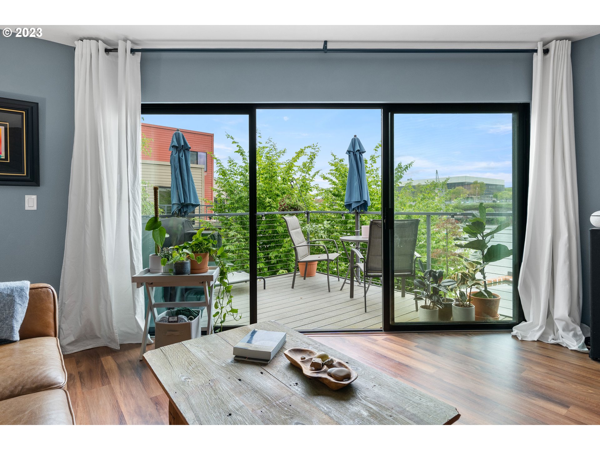 620 NW NAITO PKWY B11