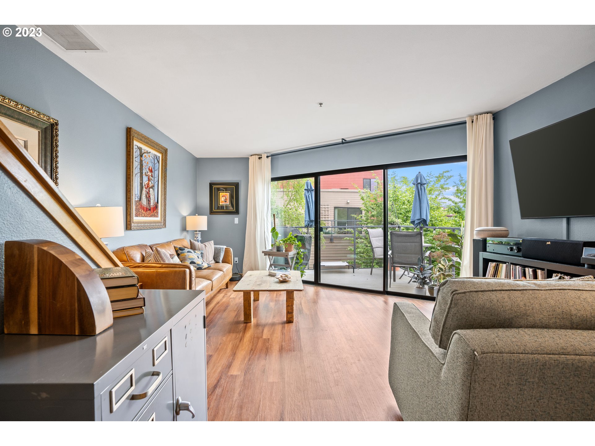 620 NW NAITO PKWY B11