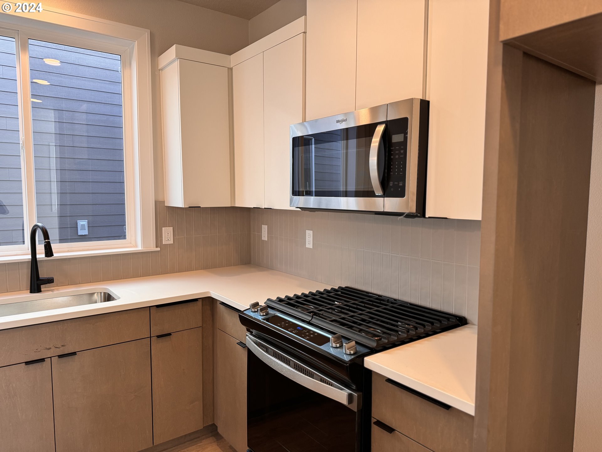 1017 NE 17TH AVE LOT14