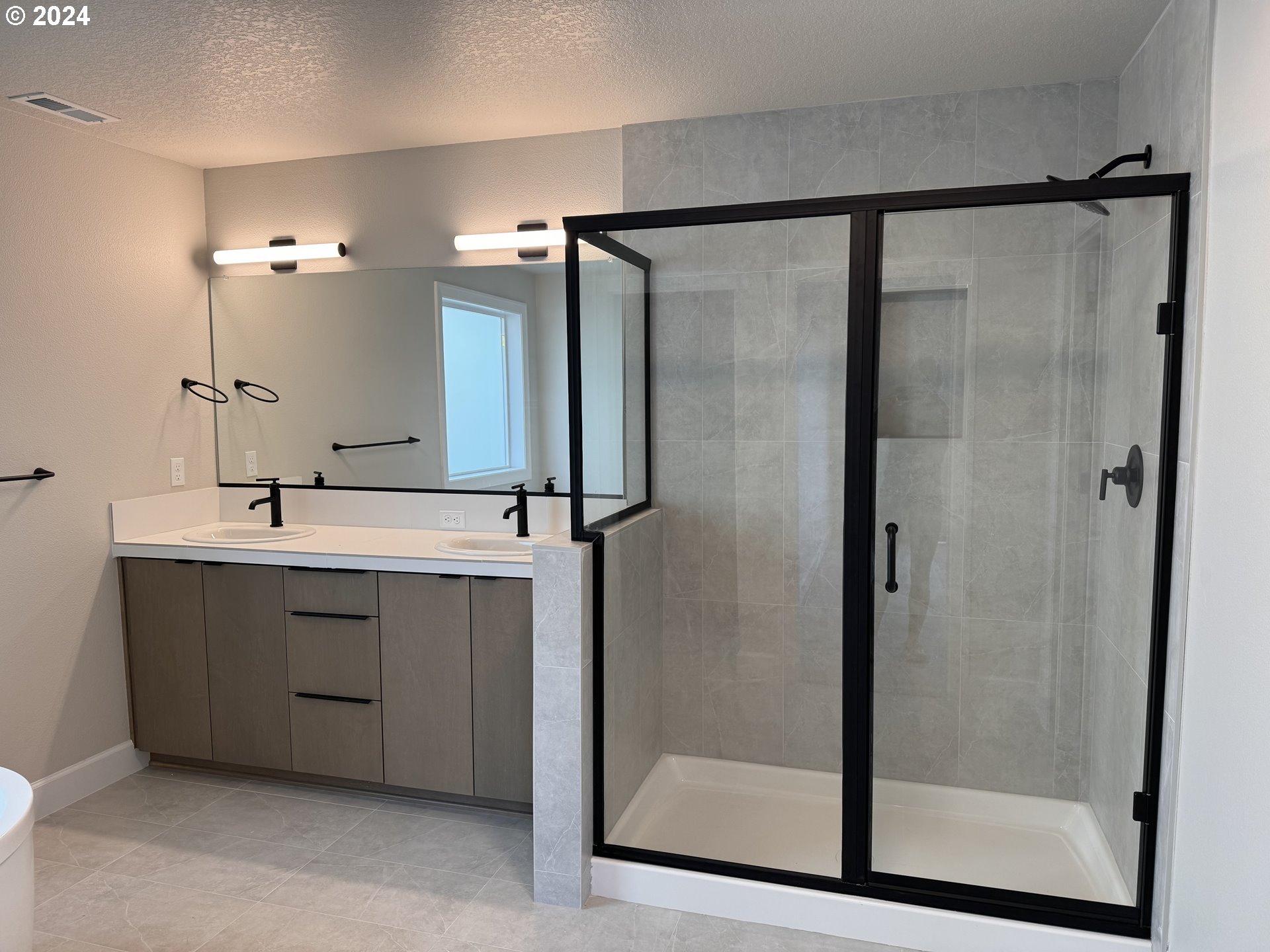 1017 NE 17TH AVE LOT14