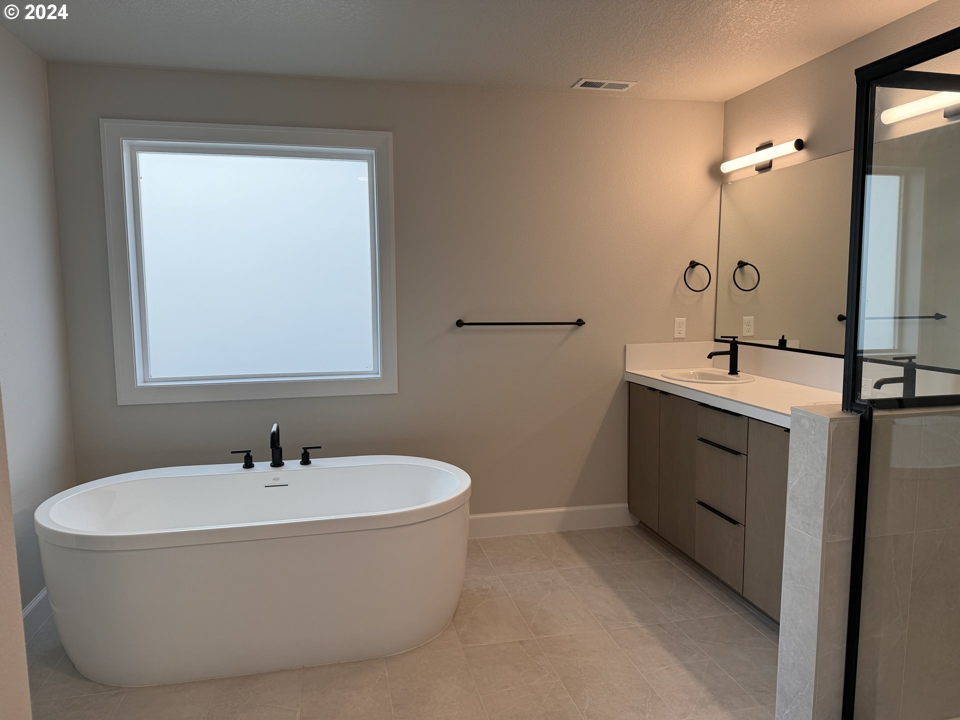 1017 NE 17TH AVE LOT14