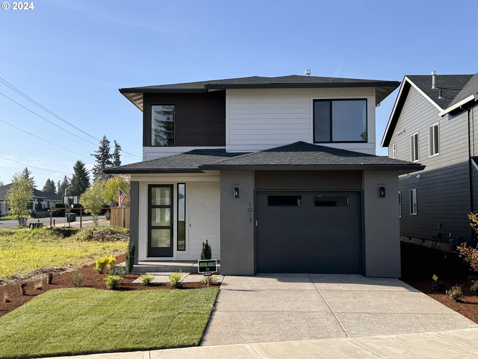 1017 NE 17TH AVE LOT14