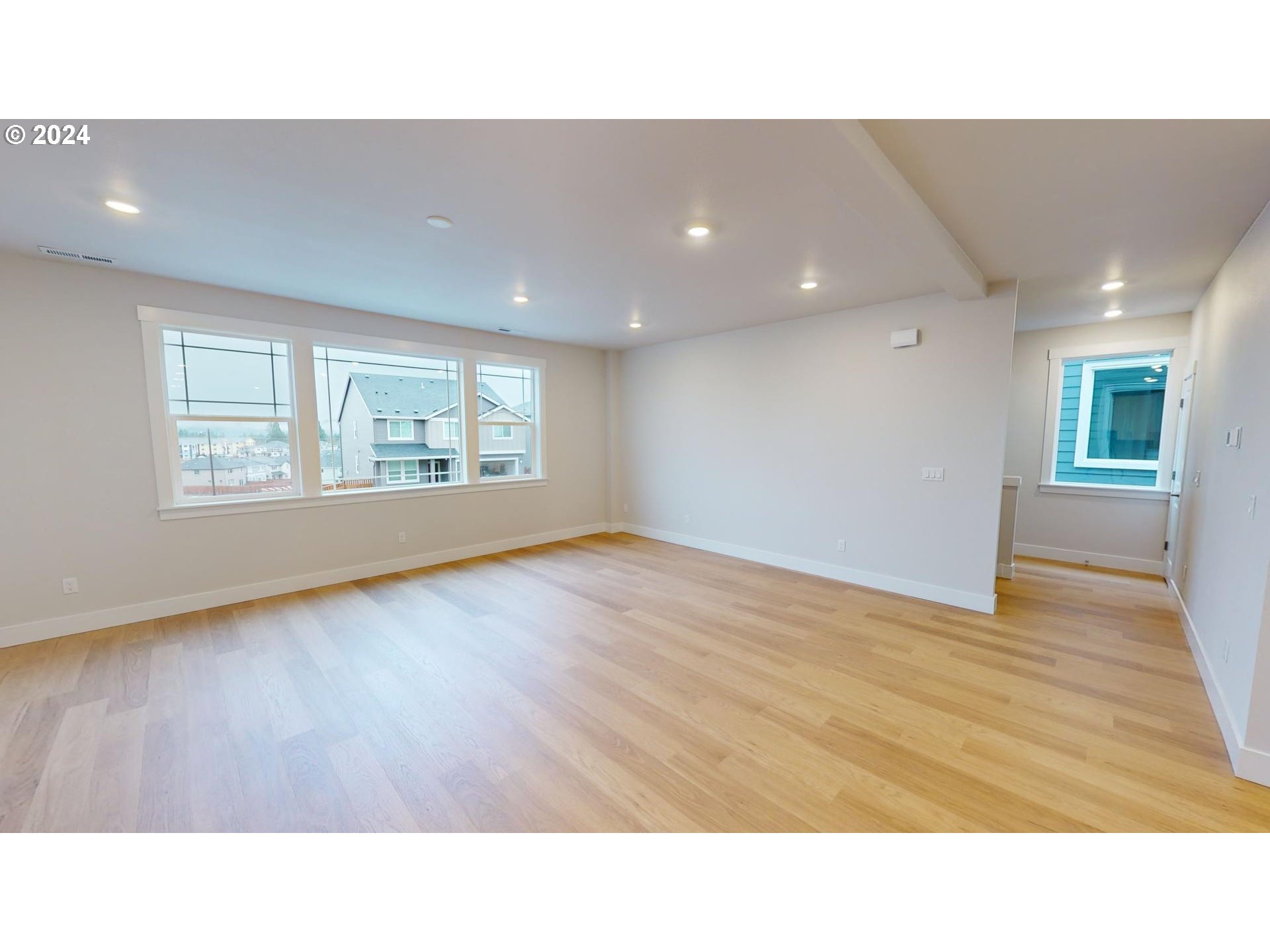 12470 SW Silvertip ST