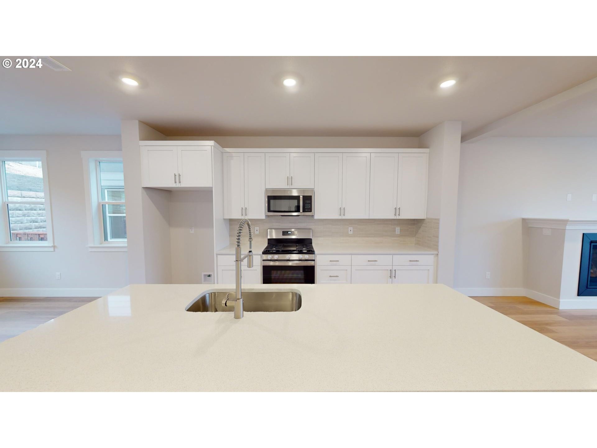 12470 SW Silvertip ST