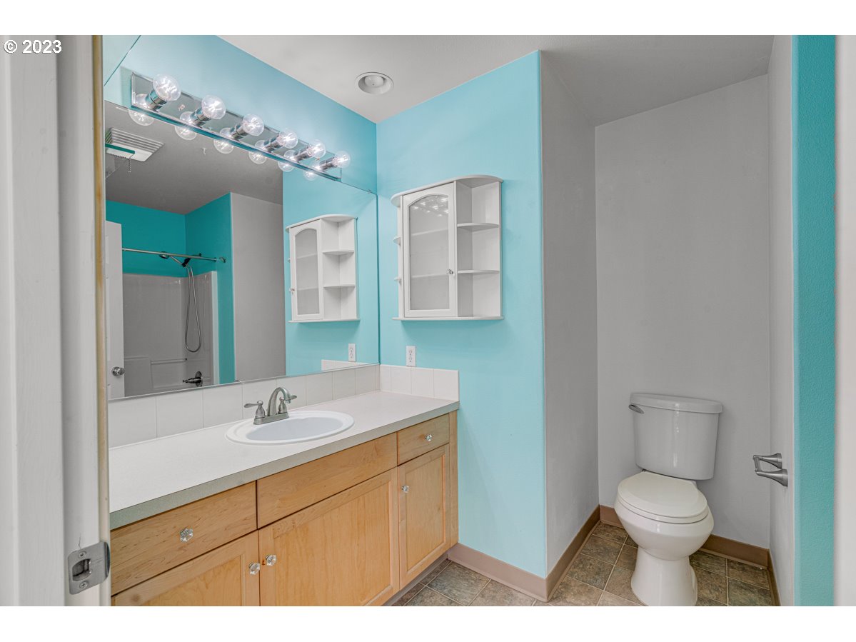 19956 SW CEDAR GROVE LN