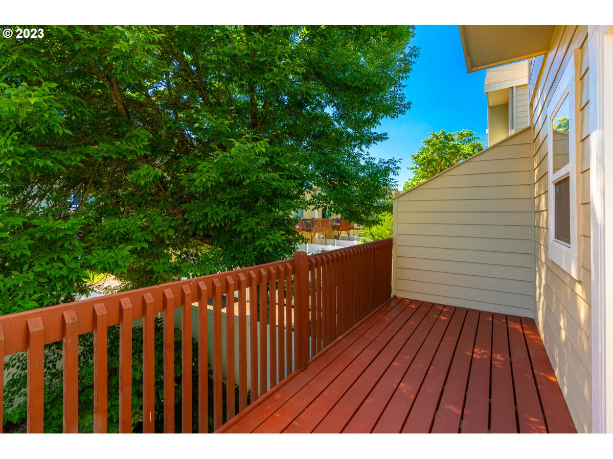 19956 SW CEDAR GROVE LN